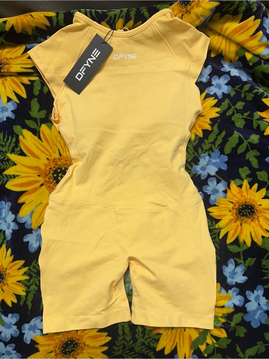 Dfyne Pants - DFYNE Women's Yellow Short-Sleeve Romper